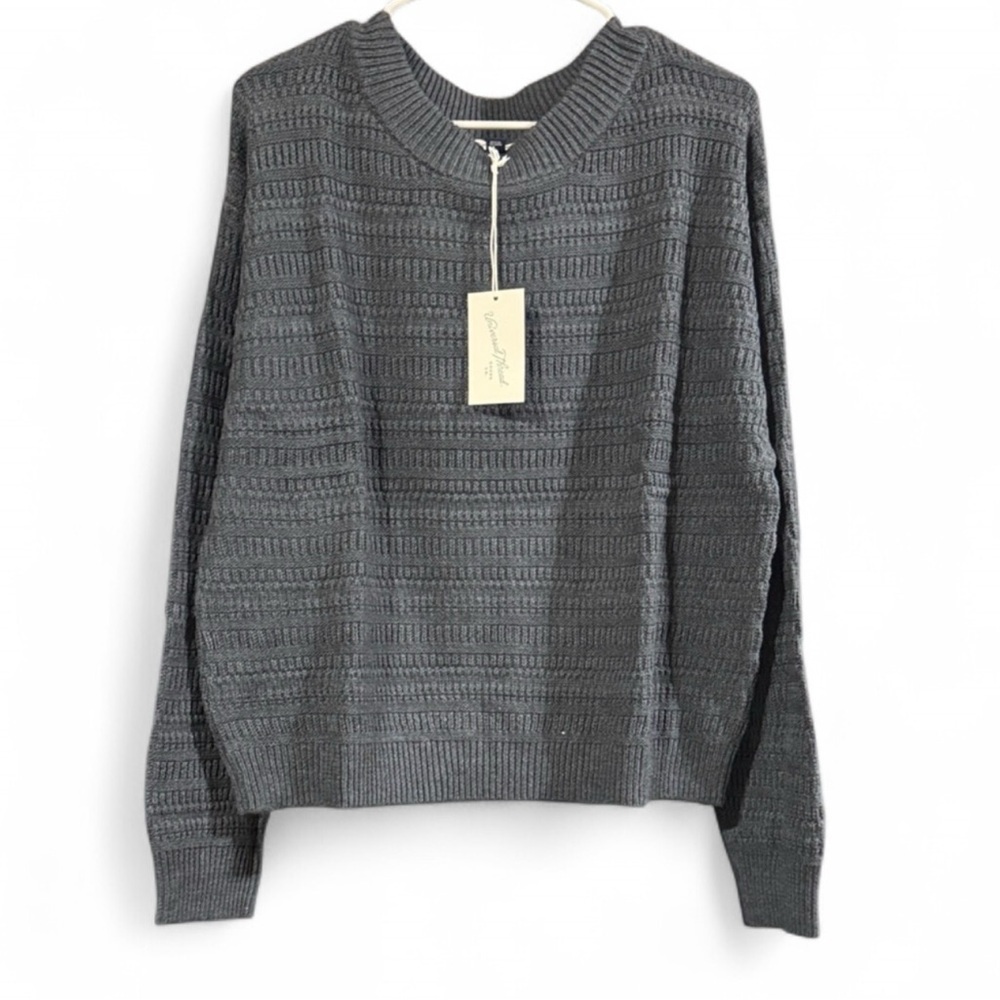 Size XL Universal thread Women’s knitted top